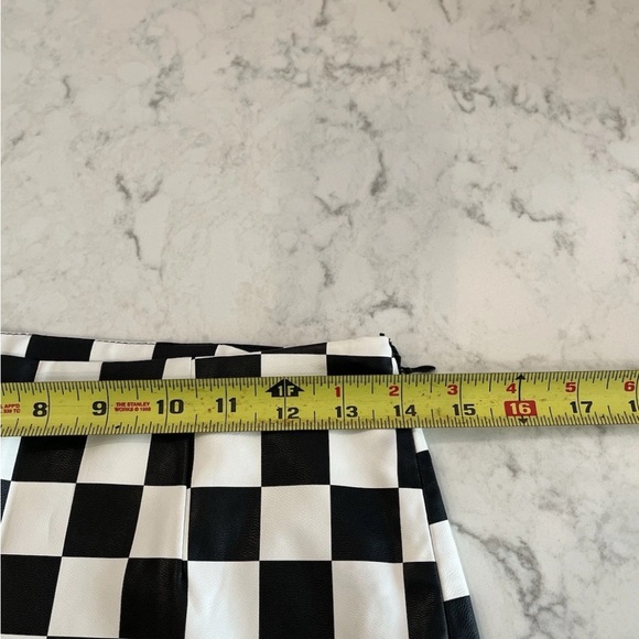 Forever 21 Black and White Checkered Mini Skirt - Picture 5 of 6